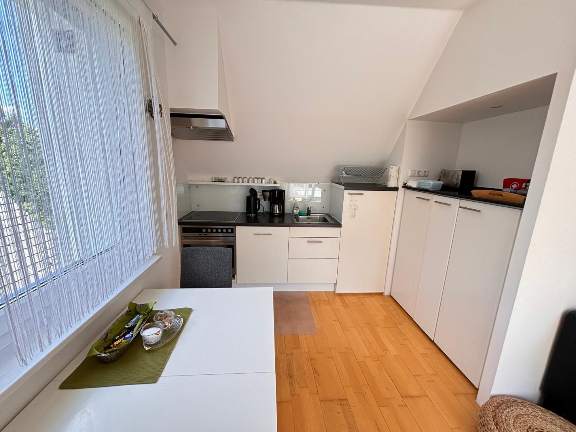 Messe, Uniklinikum, Grugapark - Charmante Wohnung Mit Dachterrasse In Guter Lage Essen Exterior photo